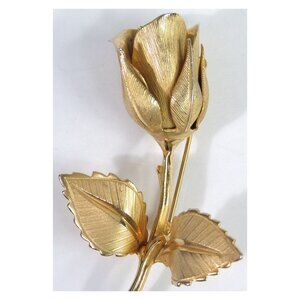 1966 Giovanni Legend of the Christmas Rose Brooch Signed Pin EXC Textured Gold